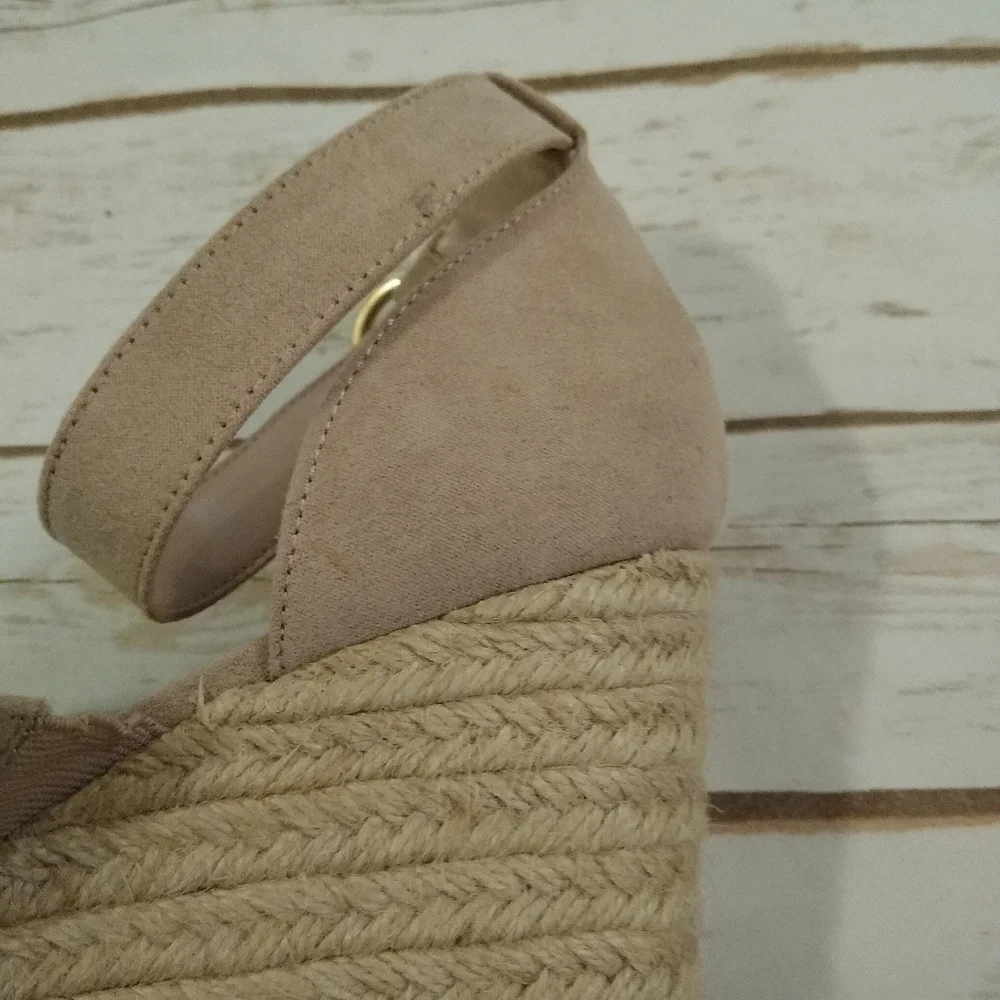 14th & Union Theryn Asymmetrical Espadrille Wedges